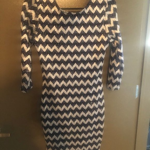 Mini Dress Chevron NWOT - Picture 3 of 6